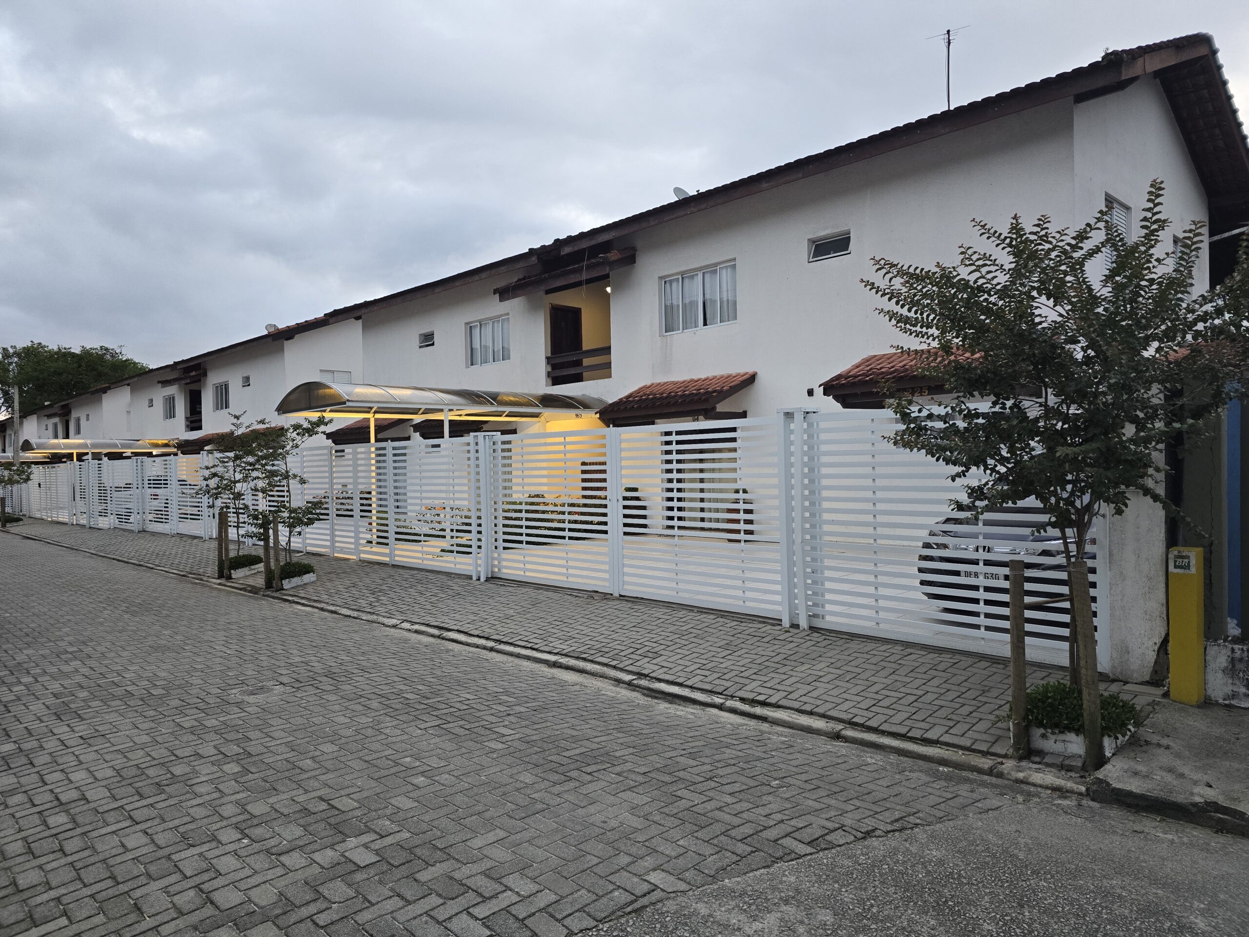 Fachada da casa para aluguel de temporada em Juquehy